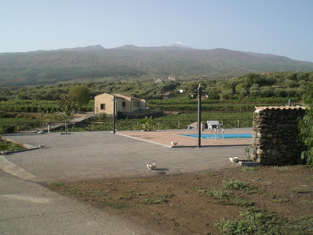 Etna Wine Azienda Agrituristica Passopisciaro Ngoại thất bức ảnh